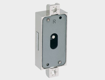 HETTICH 72214 háromutas zár D15 csavarozható balos