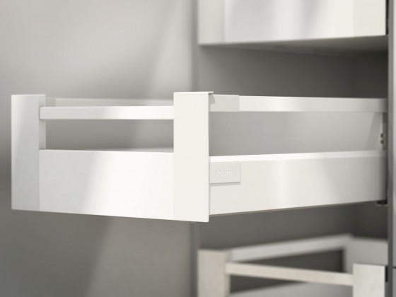 K-BLUM Antaro C 270 mm/30 kg, Blumotion/TOB, fehér SW, belső