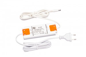 STRONG transzformátor lapos LED-hez 12V 15W