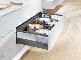 BLUM szett Antaro D 550 mm  30 kg, TOB, szürke