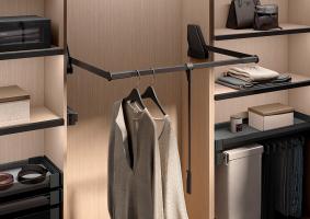 K-KES Conero sklopná tyč 985-1168mm, 12kg černá + zásuvka 168/475 + větrovka L