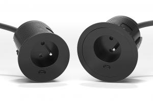 VersaTag 1x 230V, 1x USB-C, fekete