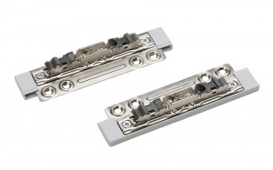 BLUM 20S4G00A Aventos HK Top front rögzítő, alu, csavarozáshoz